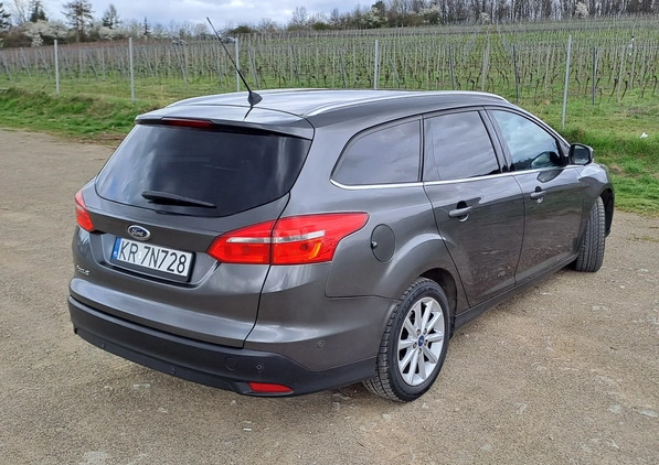 Ford Focus cena 37400 przebieg: 153000, rok produkcji 2015 z Kraków małe 154